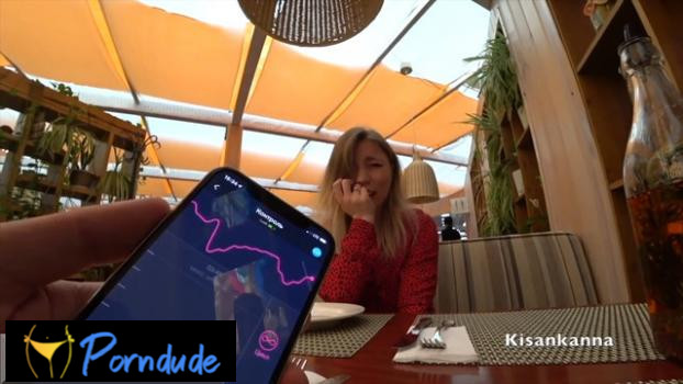 Many Vids – Kisankanna1 Lovense In A Restaurant - Many Vids - Kisankanna1