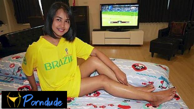 Thai Swinger  – World Cup Babymaker 2x Creampie No Cleanup - Thai Swinger  - Lily Koh