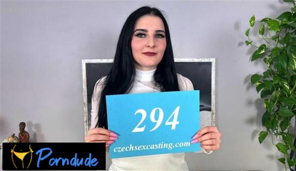 Czech Sex Casting - Suzie - Absolutely Hot Photo Casting With Fine Brunette - E294
