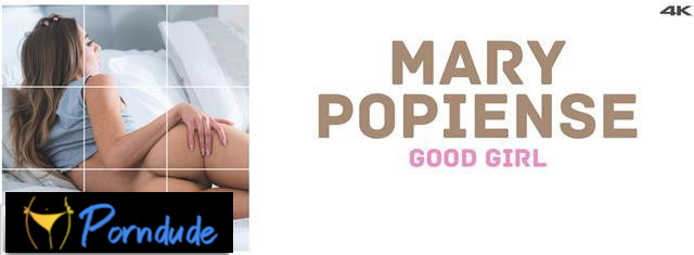 Good Girl - Fitting-Room - Mary Popiense