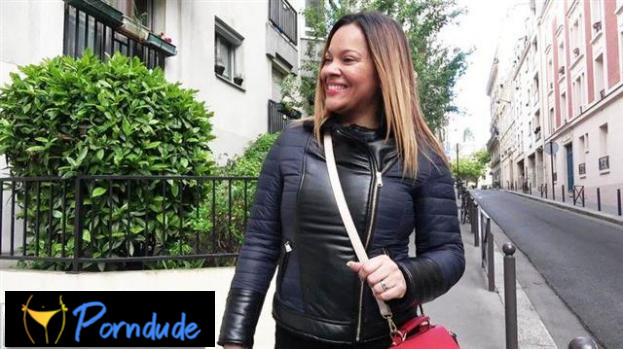 Camila, 36 Years Old, Saleswoman In Nantes! - Jacquie Et Michel TV - Camila